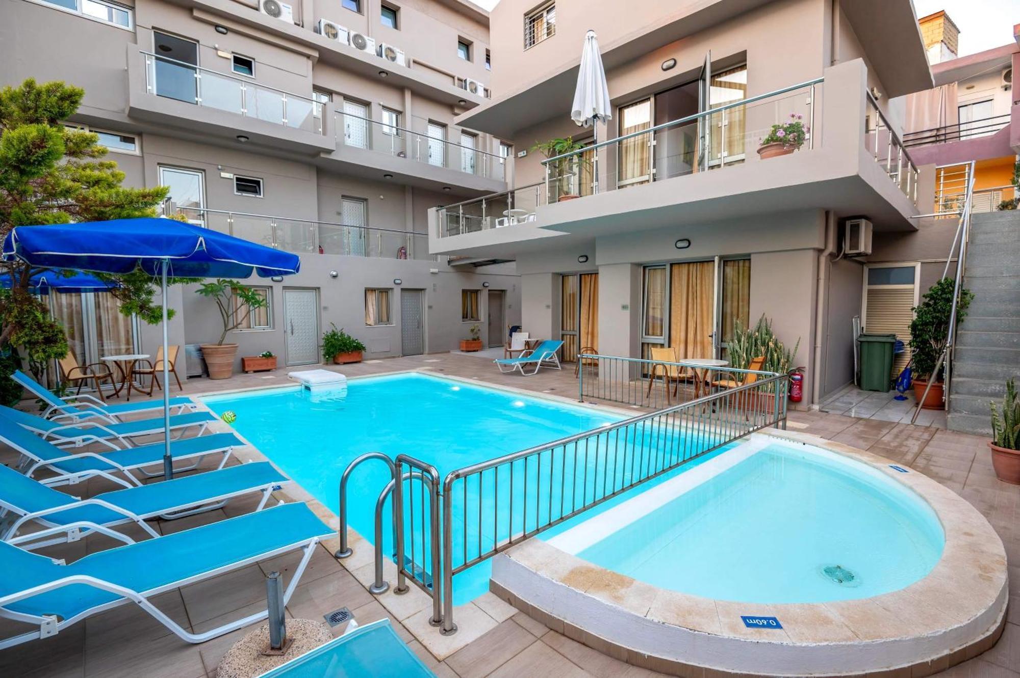 Blue Sky Hotel Apartments Réthimno Kültér fotó